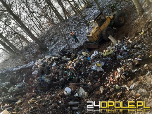 Z oleskich lasów wywieziono kilkadziesiąt ton śmieci!