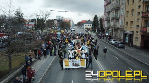 Setki Opolan na Orszaku Trzech Króli