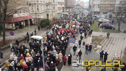 Setki Opolan na Orszaku Trzech Króli