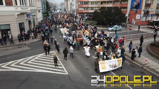 Setki Opolan na Orszaku Trzech Króli