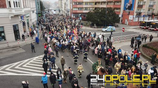 Setki Opolan na Orszaku Trzech Króli