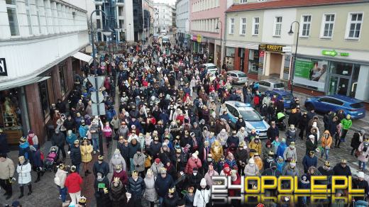 Setki Opolan na Orszaku Trzech Króli