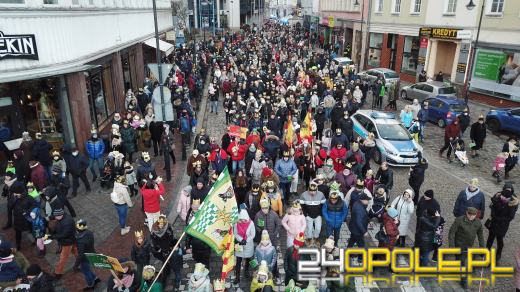 Setki Opolan na Orszaku Trzech Króli