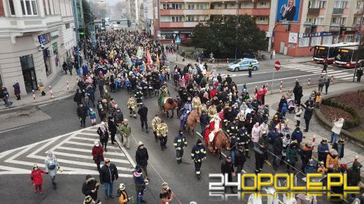 Setki Opolan na Orszaku Trzech Króli