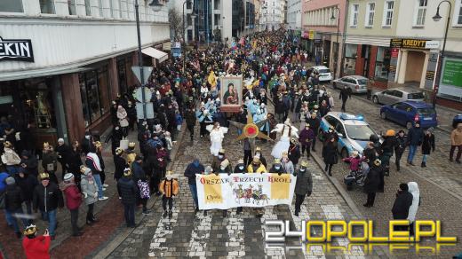 Setki Opolan na Orszaku Trzech Króli