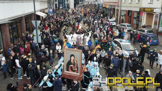 Setki Opolan na Orszaku Trzech Króli