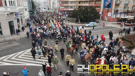 Setki Opolan na Orszaku Trzech Króli