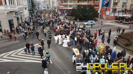 Setki Opolan na Orszaku Trzech Króli