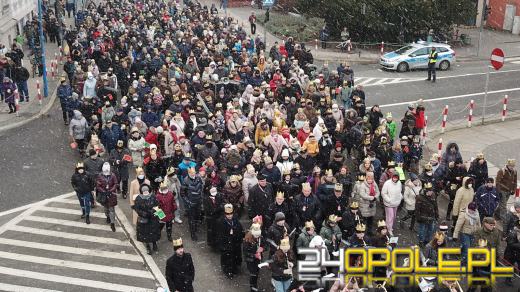 Setki Opolan na Orszaku Trzech Króli