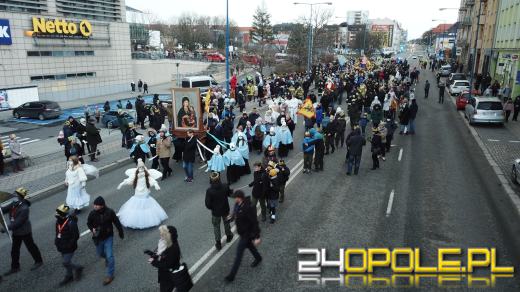 Setki Opolan na Orszaku Trzech Króli