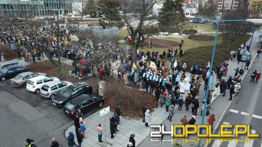 Setki Opolan na Orszaku Trzech Króli