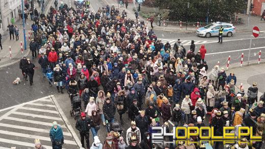 Setki Opolan na Orszaku Trzech Króli