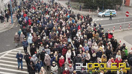 Setki Opolan na Orszaku Trzech Króli