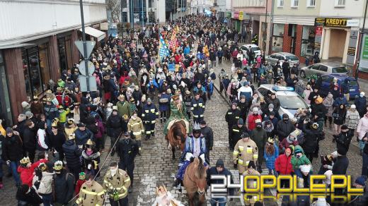 Setki Opolan na Orszaku Trzech Króli