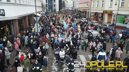 Setki Opolan na Orszaku Trzech Króli