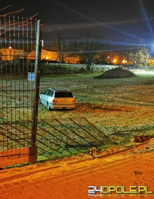 Czterocyfrowy mandat dla kierowcy, który wypadł z drogi w Namysłowie