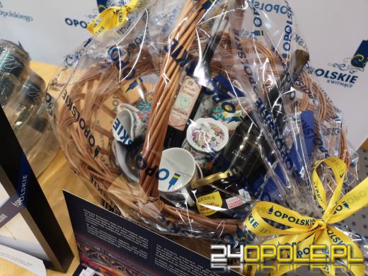 Opolski Urząd Marszałkowski przekazał fanty na licytację WOŚP