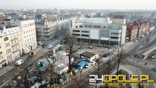 Drogowcy mają opóźnienie. Zmiany dla kierowców przy  "Opolu Głównym" od piątku