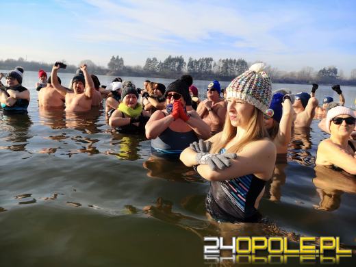 Niedzielne morsowanie na kąpielisku Bolko