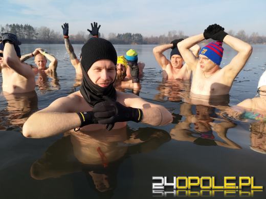 Niedzielne morsowanie na kąpielisku Bolko