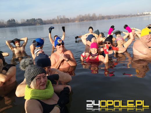 Niedzielne morsowanie na kąpielisku Bolko