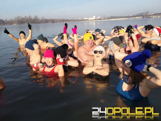 Niedzielne morsowanie na kąpielisku Bolko