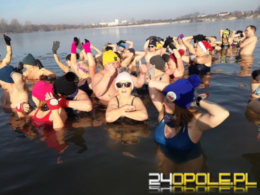 Niedzielne morsowanie na kąpielisku Bolko