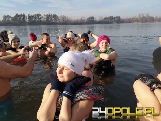 Niedzielne morsowanie na kąpielisku Bolko