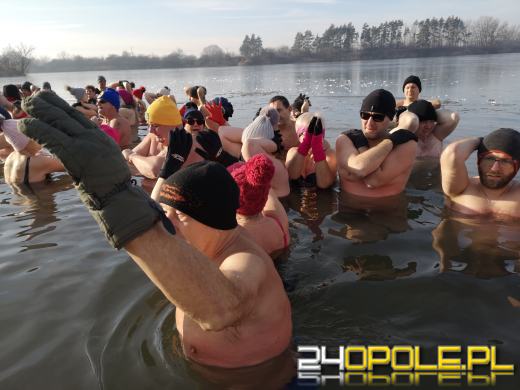 Niedzielne morsowanie na kąpielisku Bolko