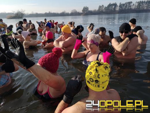 Niedzielne morsowanie na kąpielisku Bolko