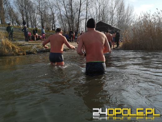 Niedzielne morsowanie na kąpielisku Bolko