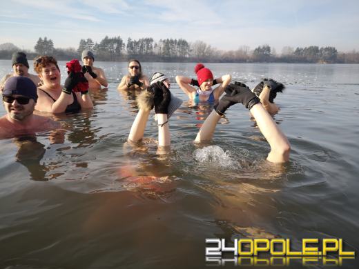 Niedzielne morsowanie na kąpielisku Bolko