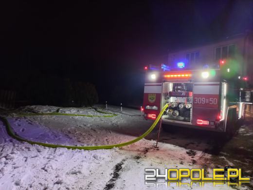 Pożar budynku w gminie Chrząstowice. Jedna osoba została poszkodowana