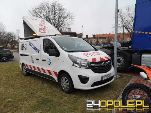 30 mustangów na 30-lecie. Moto Orkiestra "gra" pod Stegu Arena