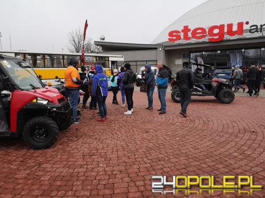 30 mustangów na 30-lecie. Moto Orkiestra "gra" pod Stegu Arena