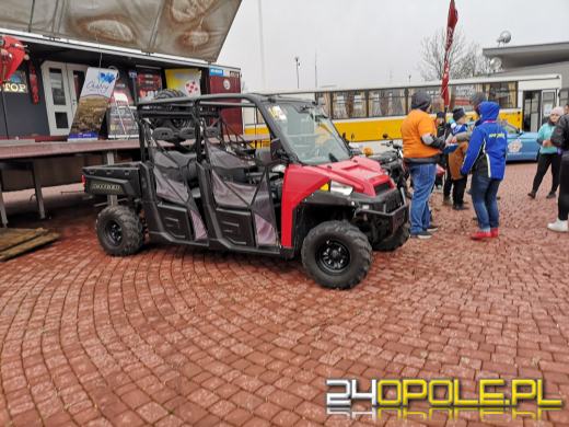 30 mustangów na 30-lecie. Moto Orkiestra "gra" pod Stegu Arena