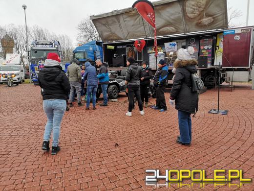 30 mustangów na 30-lecie. Moto Orkiestra "gra" pod Stegu Arena