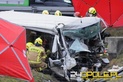 Służby badają okoliczności tragedii na A4. Nowe informacje