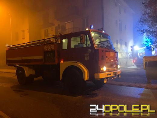 Pożar garażu w Korfantowie. Spłonął samochód