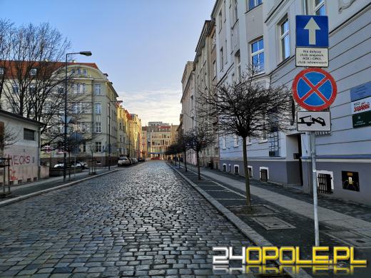 Kierowcy nadal mają problem z jazdą ulicą Damrota