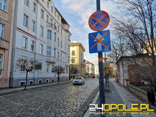 Kierowcy nadal mają problem z jazdą ulicą Damrota