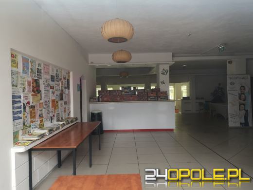 W lokalu przy Toropolu w asyście policji wymieniono zamki