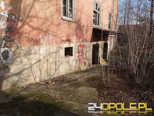 Budynki dawnych koszar niszczeją od 20 lat