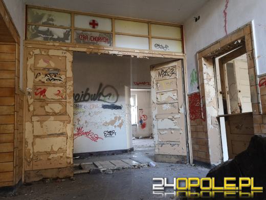 Budynki dawnych koszar niszczeją od 20 lat