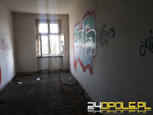 Budynki dawnych koszar niszczeją od 20 lat