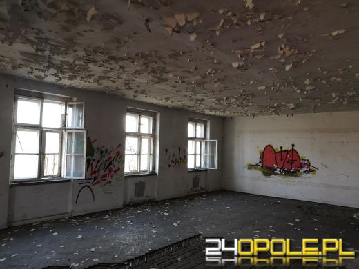 Budynki dawnych koszar niszczeją od 20 lat