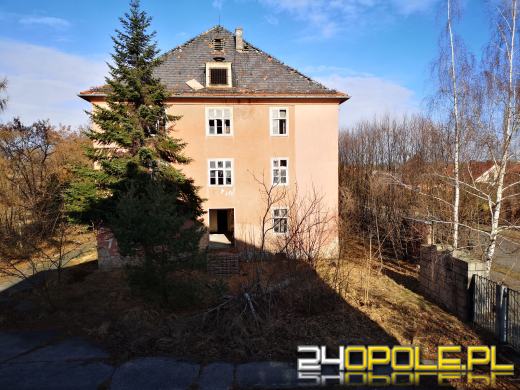 Budynki dawnych koszar niszczeją od 20 lat