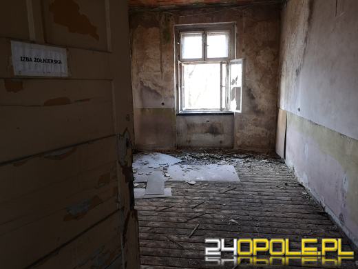 Budynki dawnych koszar niszczeją od 20 lat