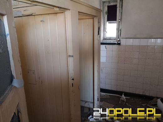 Budynki dawnych koszar niszczeją od 20 lat