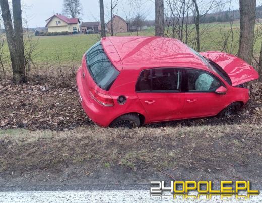 Wypadek w powiecie oleskim. Jedna osoba została ranna